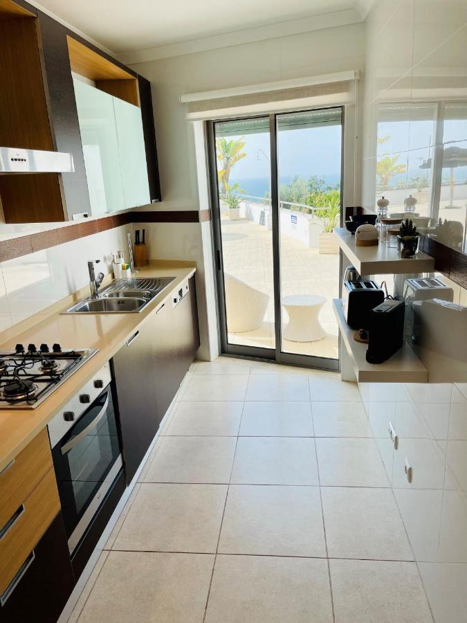 On The Beach Stunning Apartment Albufeira Olhos De Agua 외부 사진