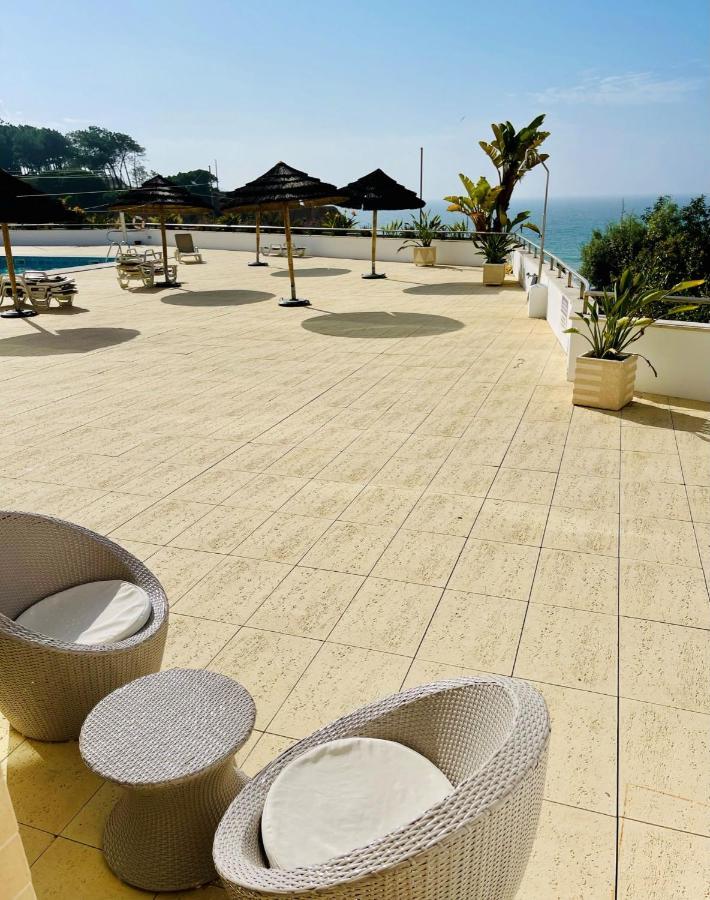 On The Beach Stunning Apartment Albufeira Olhos De Agua 외부 사진
