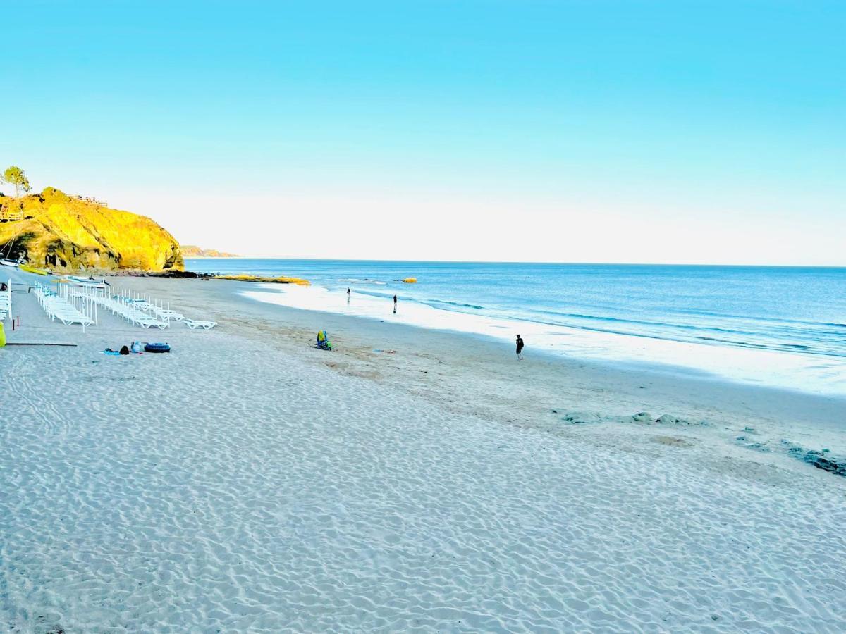 On The Beach Stunning Apartment Albufeira Olhos De Agua 외부 사진