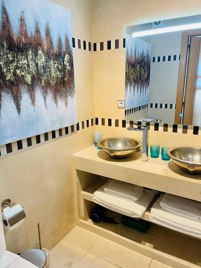On The Beach Stunning Apartment Albufeira Olhos De Agua 외부 사진