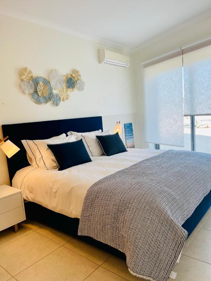 On The Beach Stunning Apartment Albufeira Olhos De Agua 외부 사진